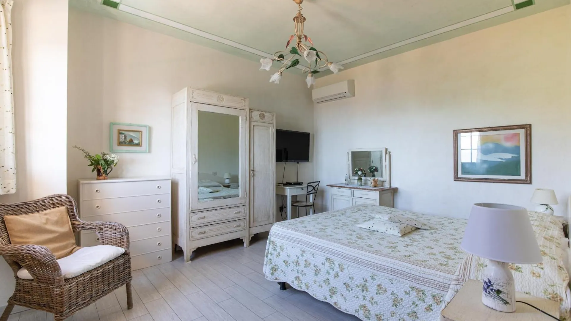 Villa Romantica Sea View