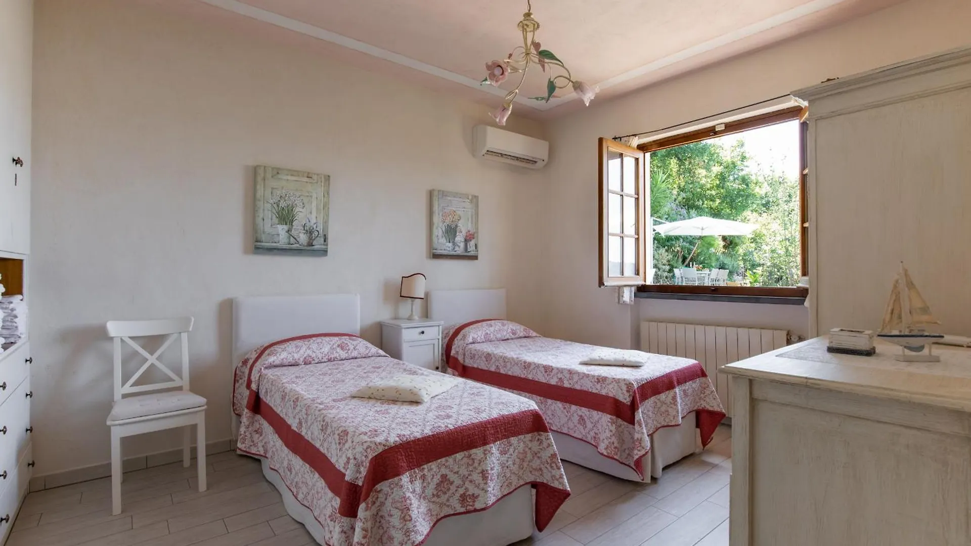 Villa Romantica Sea View
